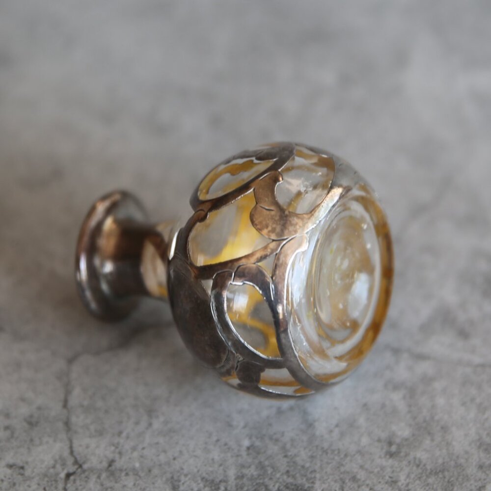 Antique Art Nouveau Glass Perfume Bottle with Sterling Silver Overlay - Picture 4 of 6